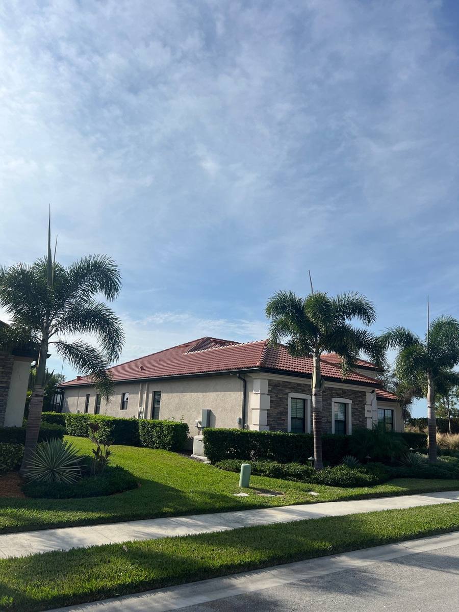 roof replacement in Venice, Florida