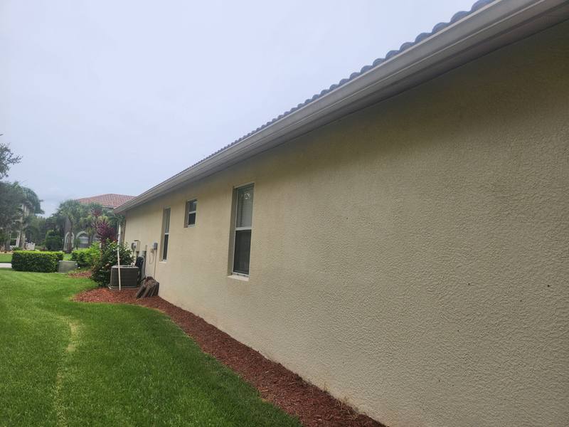 roofing project near Torre Del Lago St in Estero