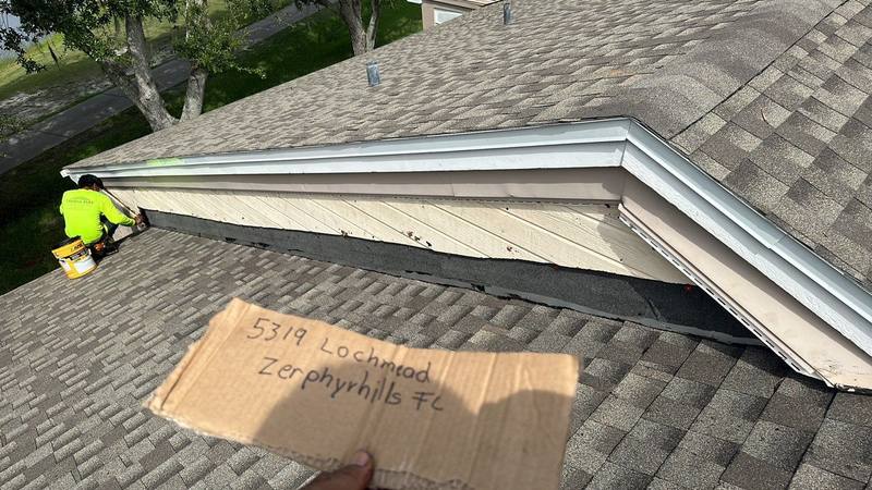 roof replacement in Zephyrhills, Florida
