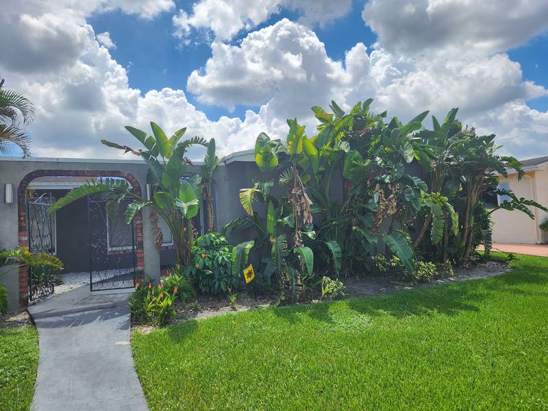 completed roofing project in Pembroke Pines FL