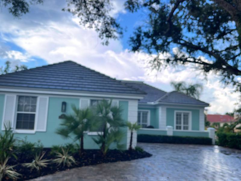 completed roofing project in Englewood FL