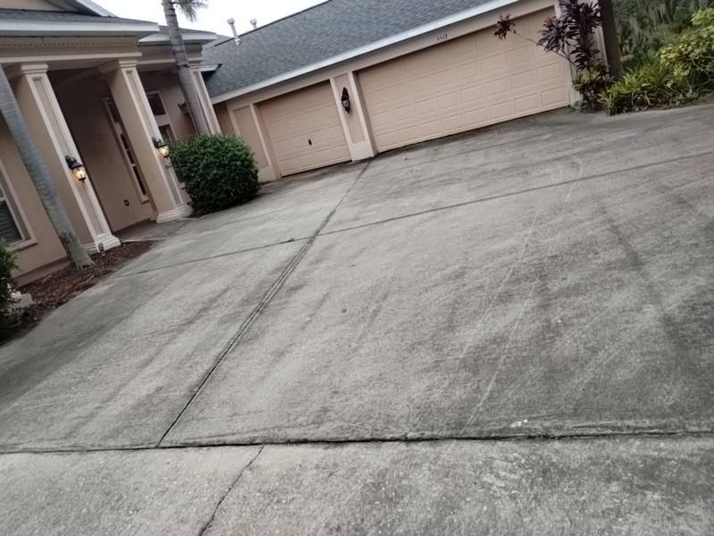 residential roof replacement by Hloska Roofing in Valrico