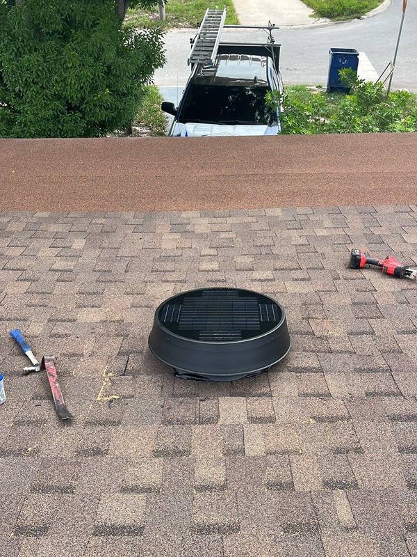 roofing project near Wiltshire Dr in Holiday