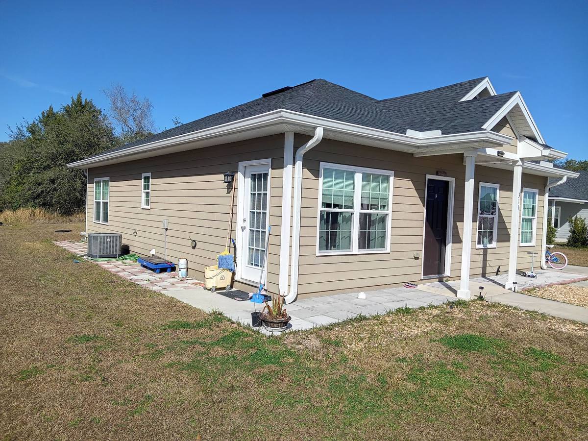 roof replacement in Live Oak, Florida