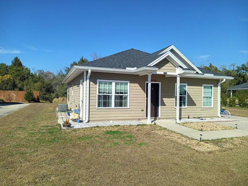 residential roof replacement by Hloska Roofing in Live Oak