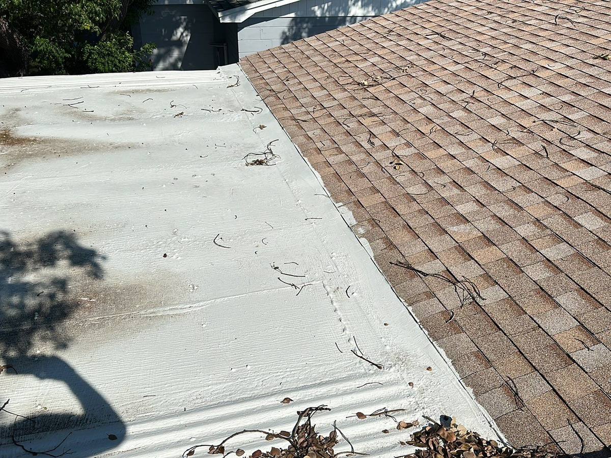 roof replacement in Holiday, Florida
