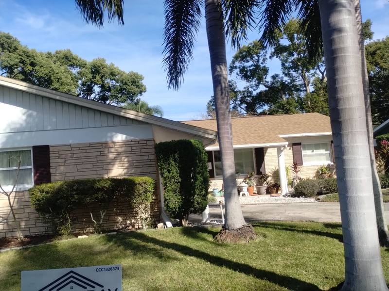 residential shingle roof replacement by Hloska Roofing in Tampa