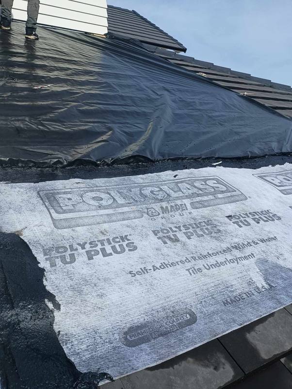 roof replacement in Destin, Florida
