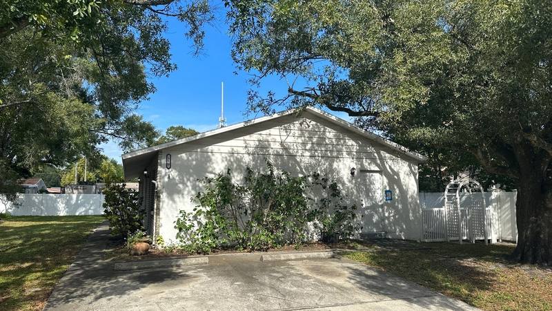 roof replacement in Tampa, Florida