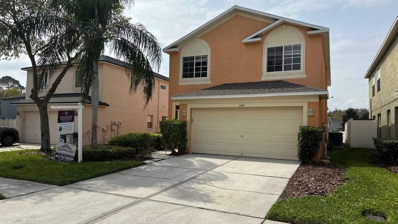 residential roof replacement by Hloska Roofing in Wesley Chapel