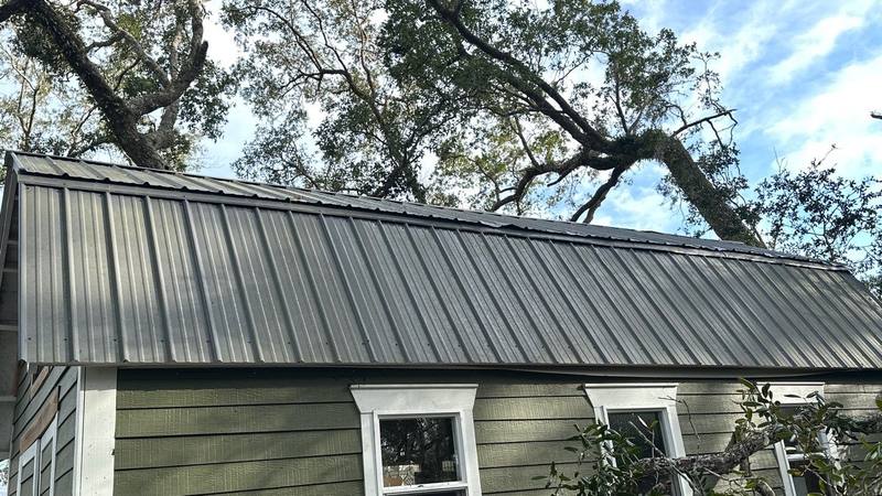 roofing project near Bay Grove Rd in Freeport