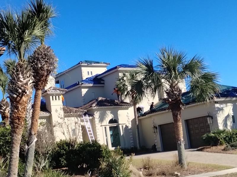 residential roof replacement by Hloska Roofing in Panama City