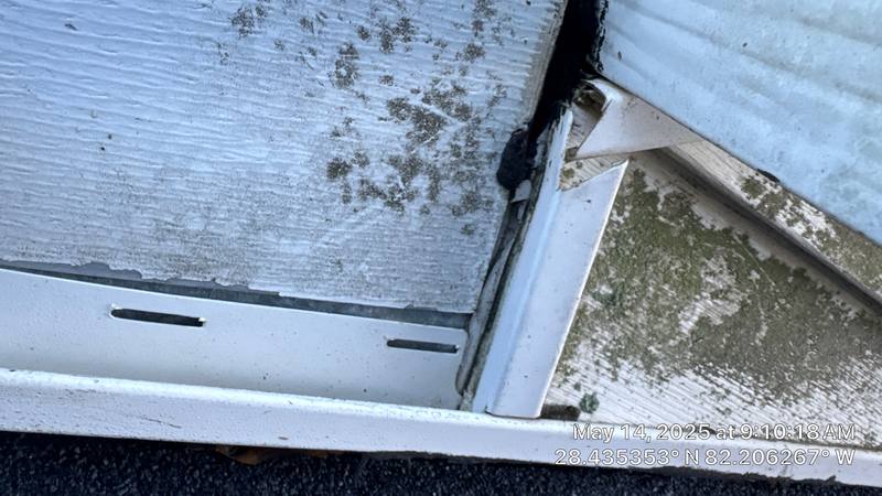 residential roof replacement by Hloska Roofing in Dade City