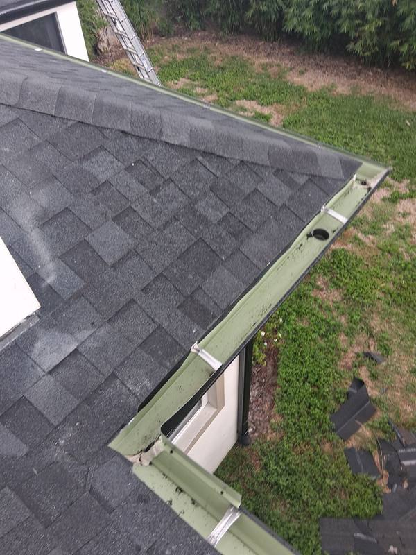 completed roofing project in Tampa FL