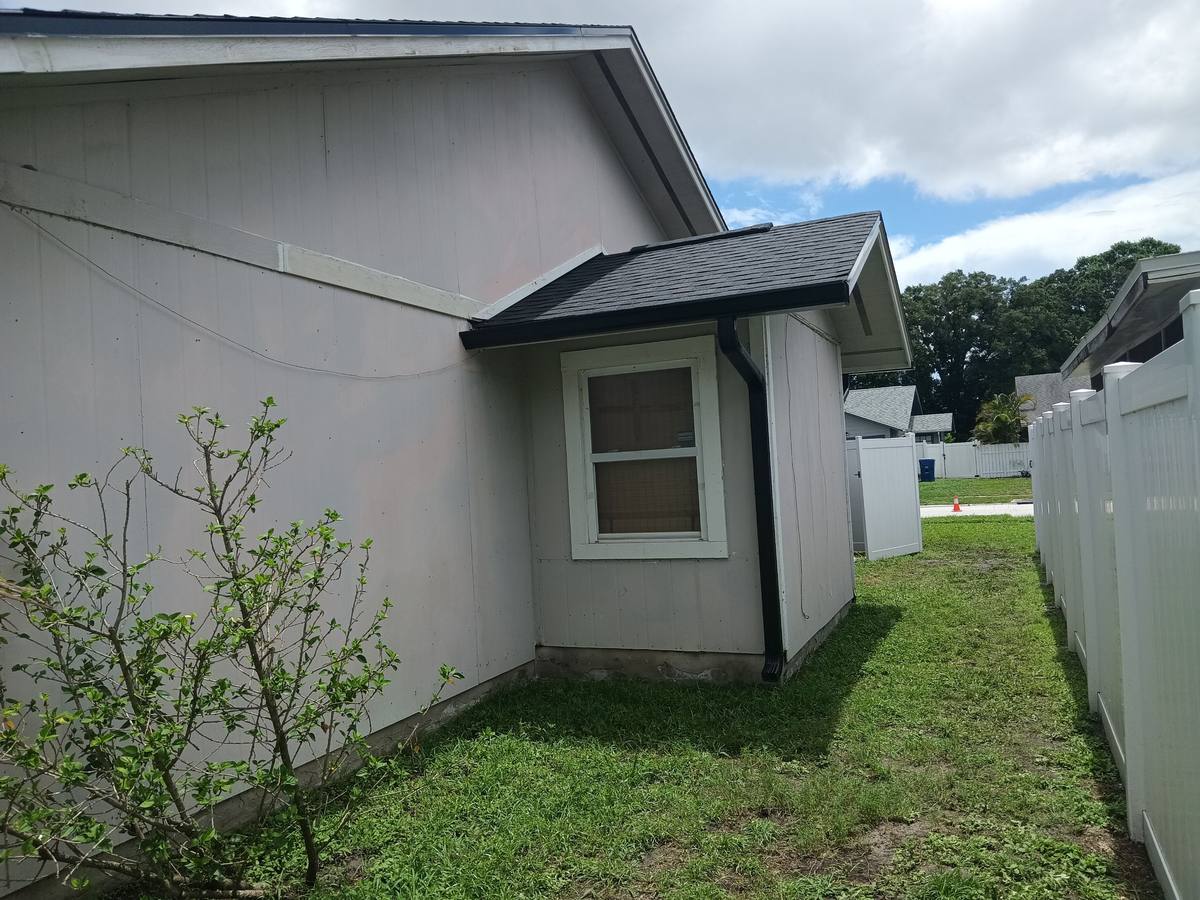 roof replacement in Largo, Florida