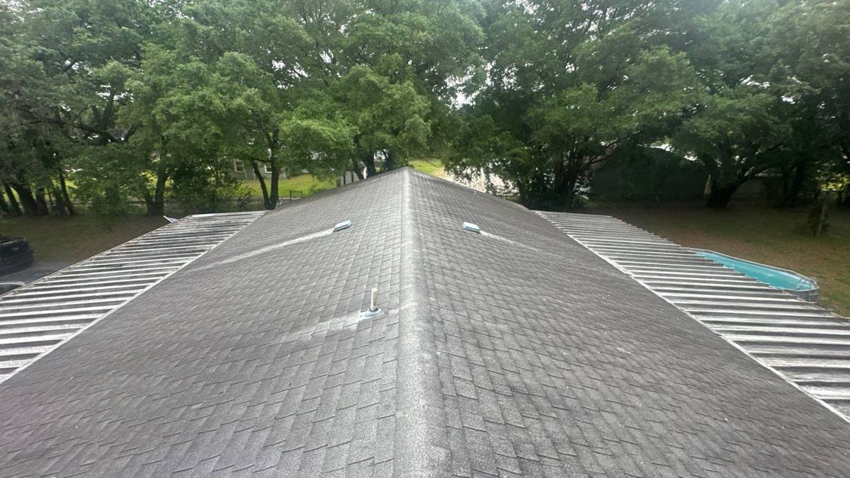 roof replacement in Zephyrhills, Florida
