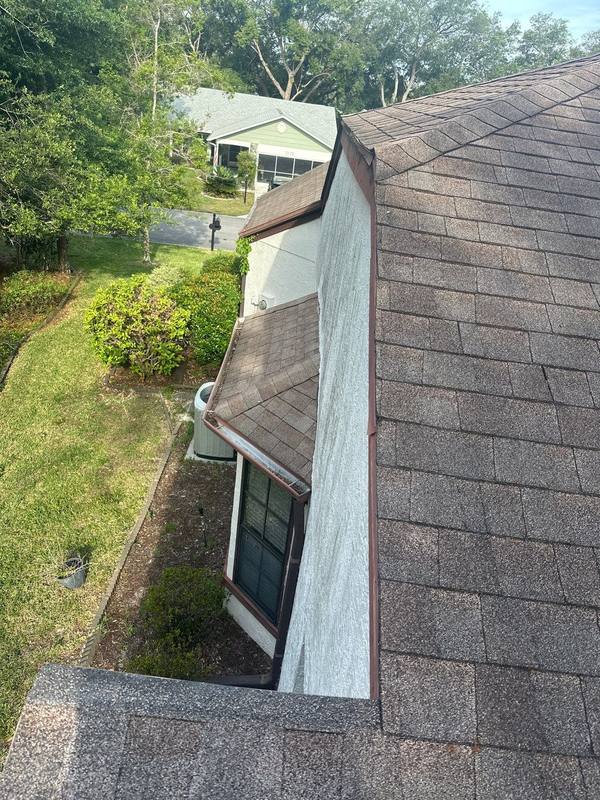 completed roofing project in Spring Hill FL