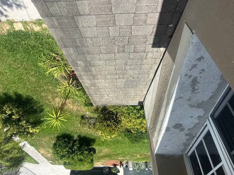 residential shingle roof replacement by Hloska Roofing in Wesley Chapel