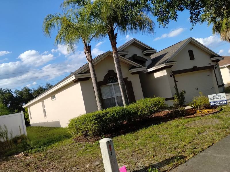 residential shingle roof replacement by Hloska Roofing in Wesley Chapel