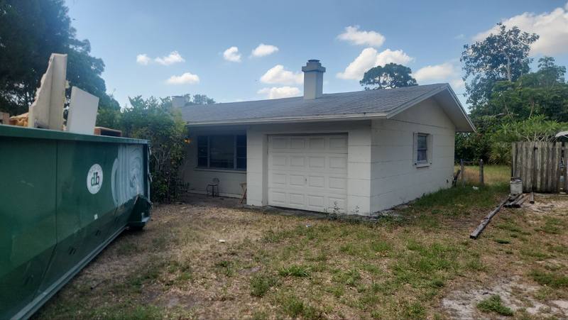 shingle roof replacement in Largo, Florida