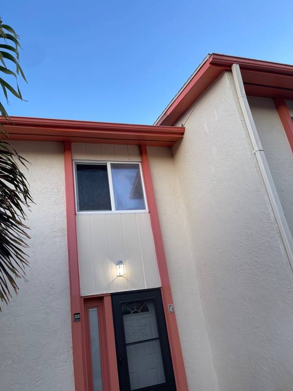 completed roofing project in St. Petersburg FL