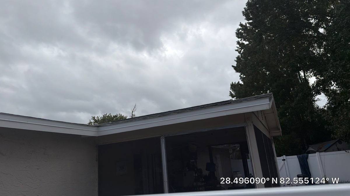 shingle roof replacement in Spring Hill, Florida