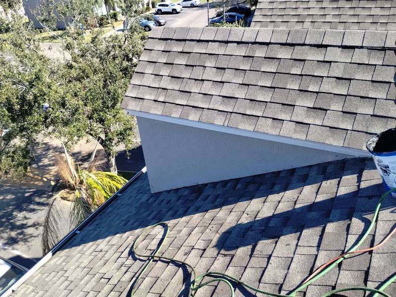 completed roofing project in Largo FL