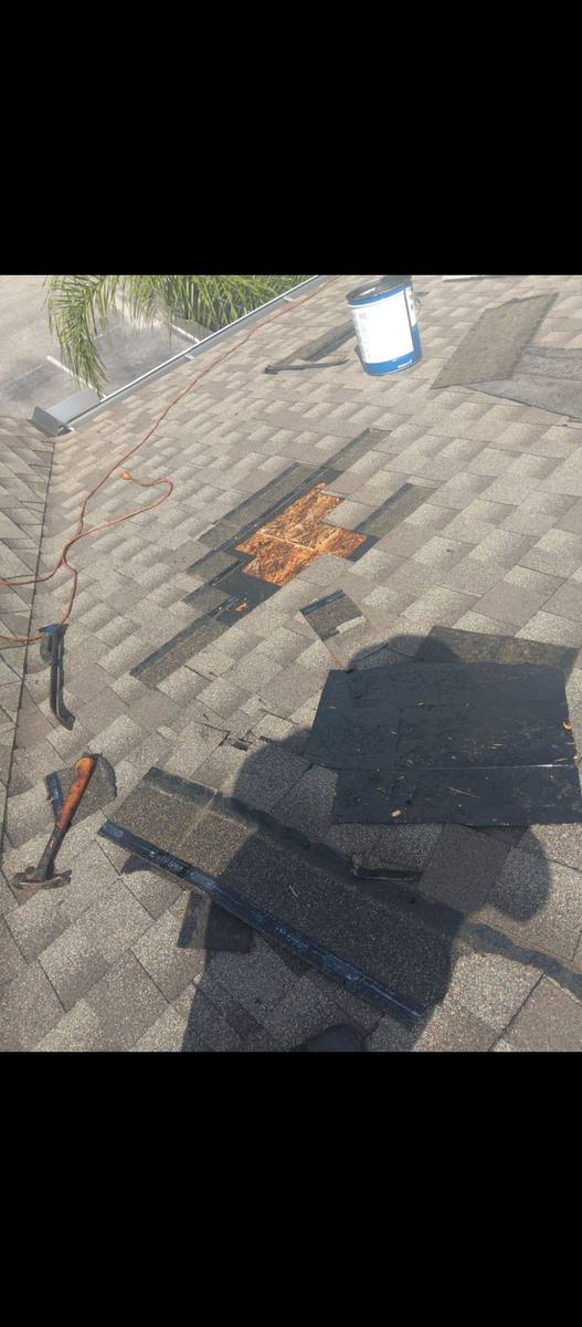 roof repair in Largo, Florida