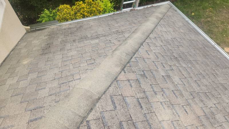 roofing project near Field Point Way in Spring Hill