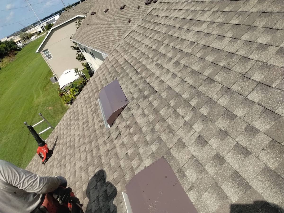 roof repair in Largo, Florida