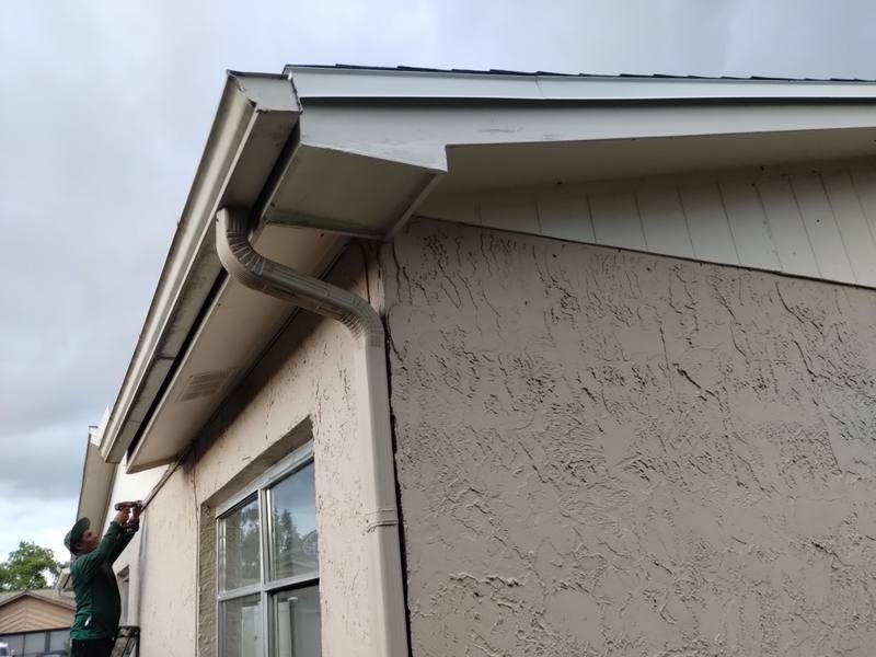 roofing project near Laurel Vista Loop in Port Richey