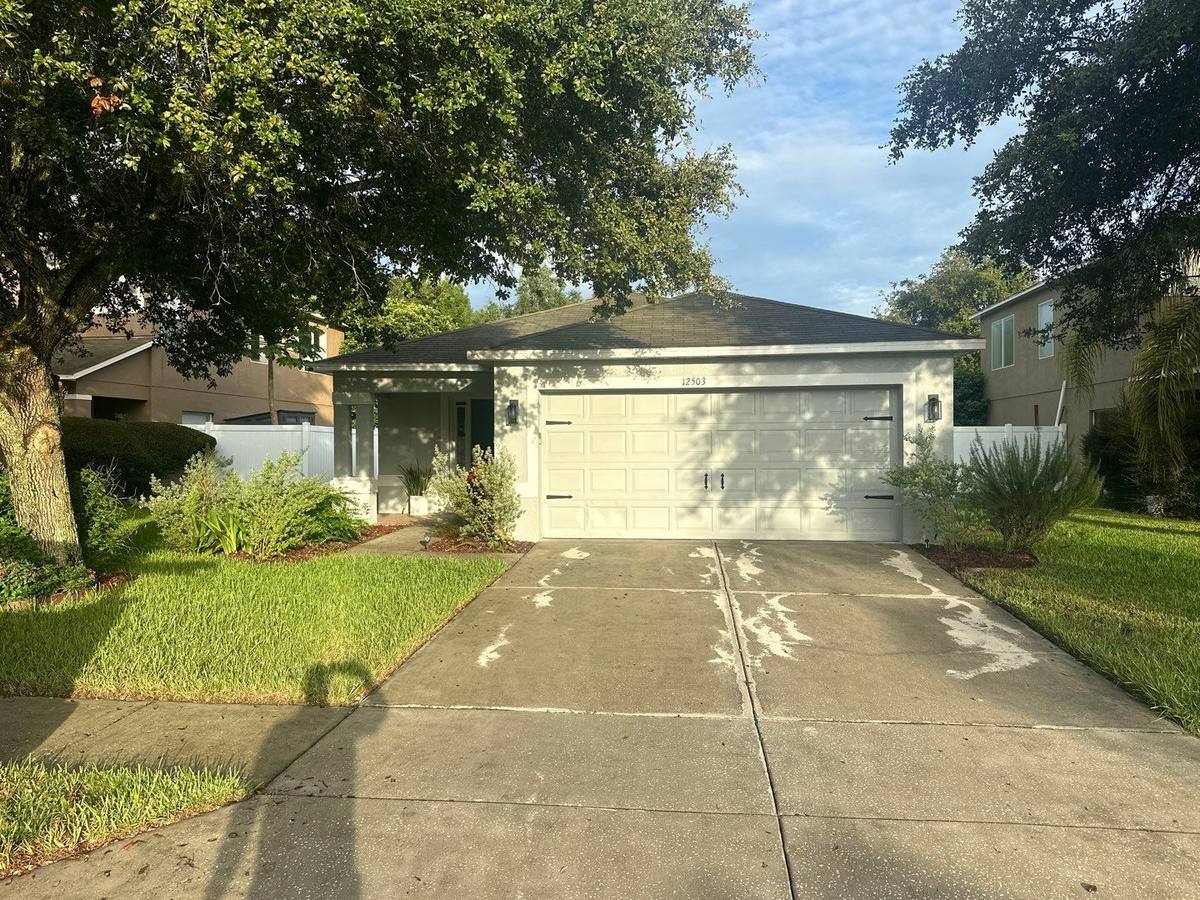 shingle roof replacement in Hudson, Florida