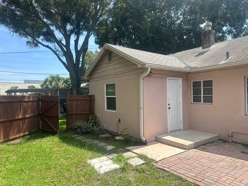 roof replacement in St. Petersburg, Florida
