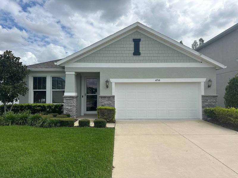 residential roof replacement by Hloska Roofing in Wesley Chapel