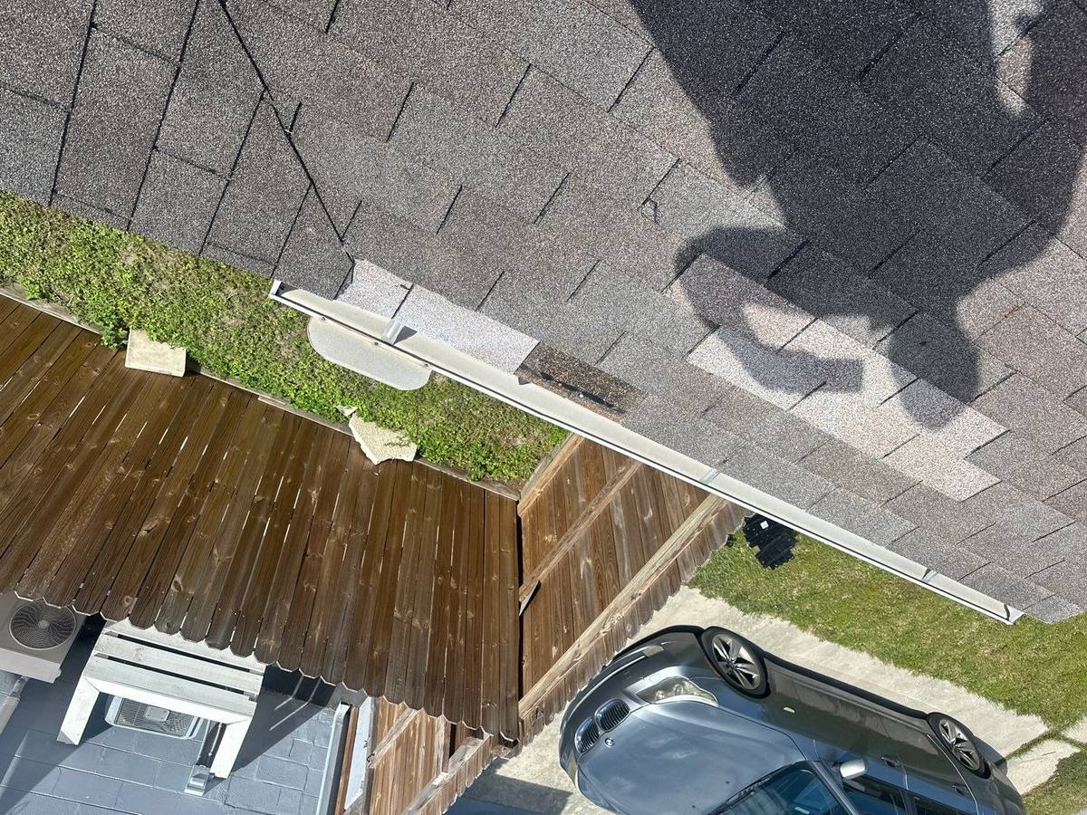 shingle roof replacement in Holiday, Florida