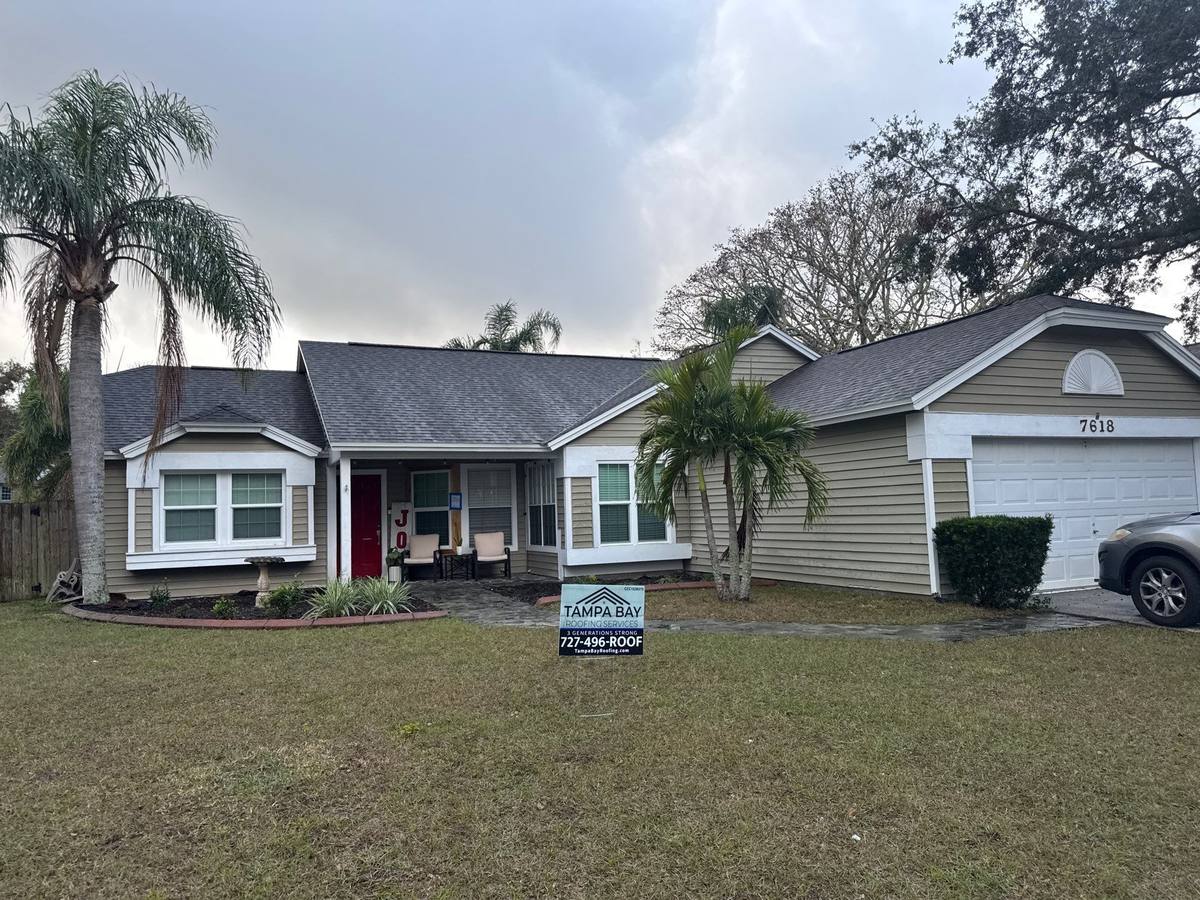 shingle roof replacement in New Port Richey, Florida
