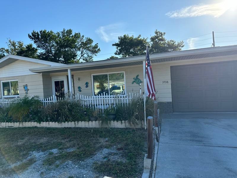 completed roofing project in Holiday FL