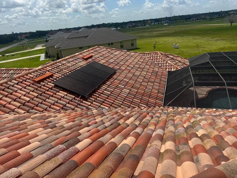 roofing project near Lake Sienna Dr in Wimauma