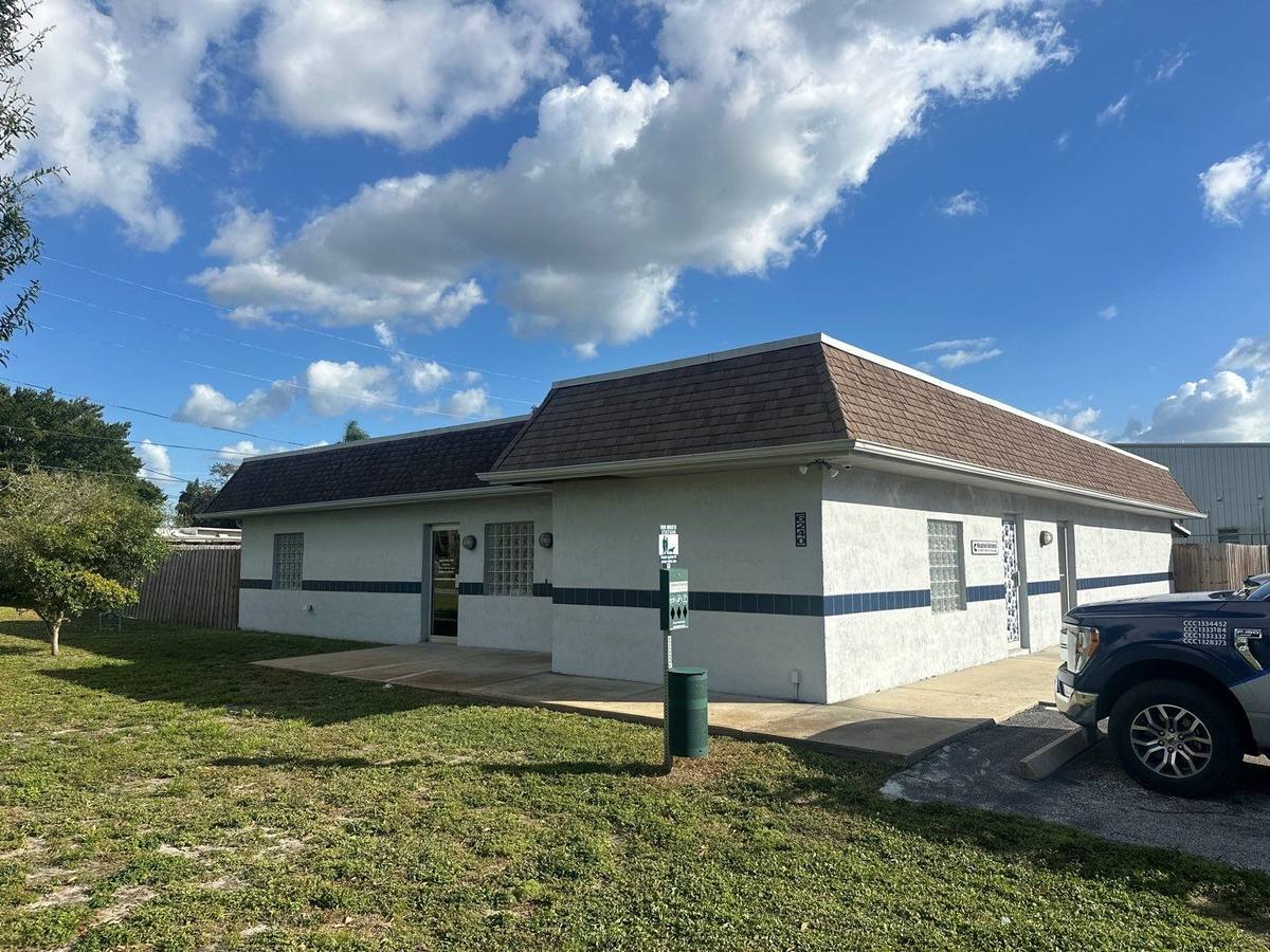 roof replacement in Port Richey, Florida