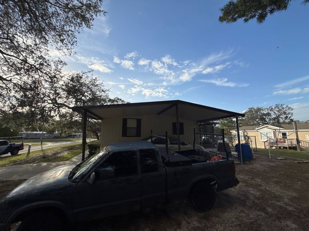 metal roof replacement in Hudson, Florida