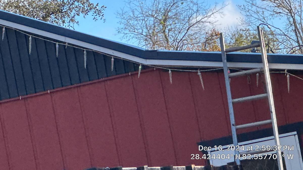 metal roof replacement in Spring Hill, Florida