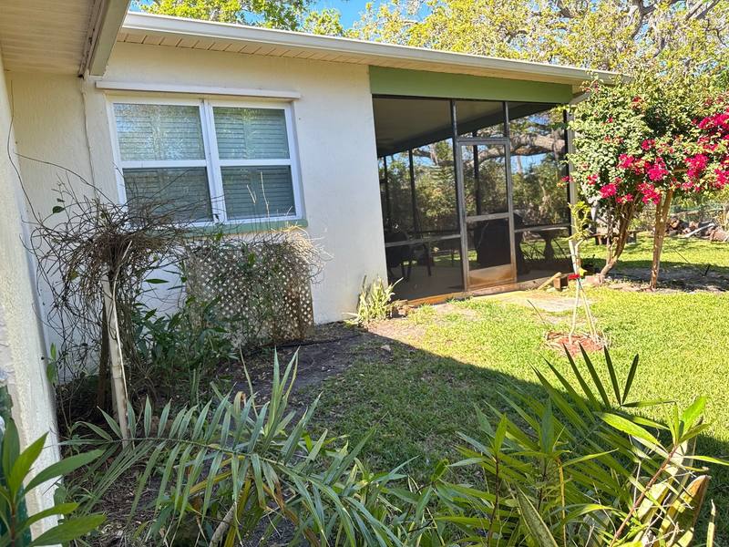 roofing project near Oakhurst Dr in Seminole