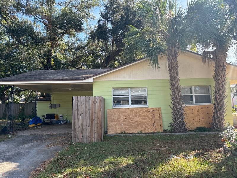 roofing project near W Woodlawn Ave in Tampa