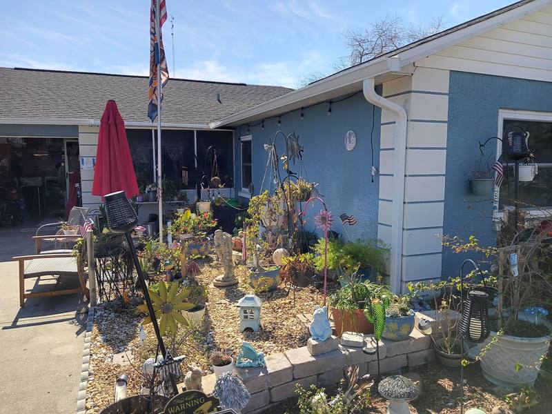residential shingle roof replacement by Hloska Roofing in Zephyrhills