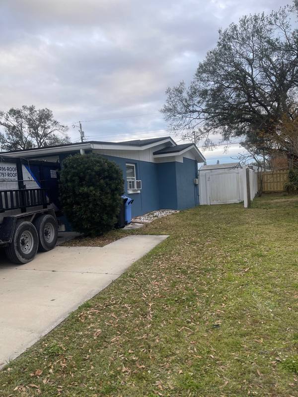 completed roofing project in Pinellas Park FL