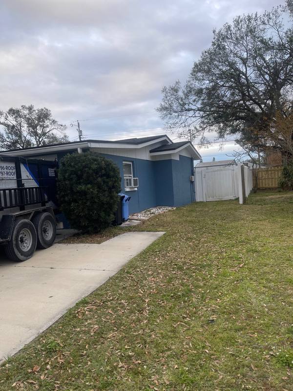 residential shingle roof replacement by Hloska Roofing in Pinellas Park