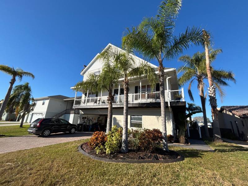 completed roofing project in Hudson FL