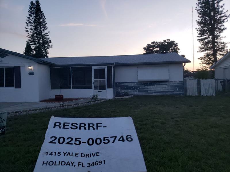 roofing project near Yale Dr in Holiday