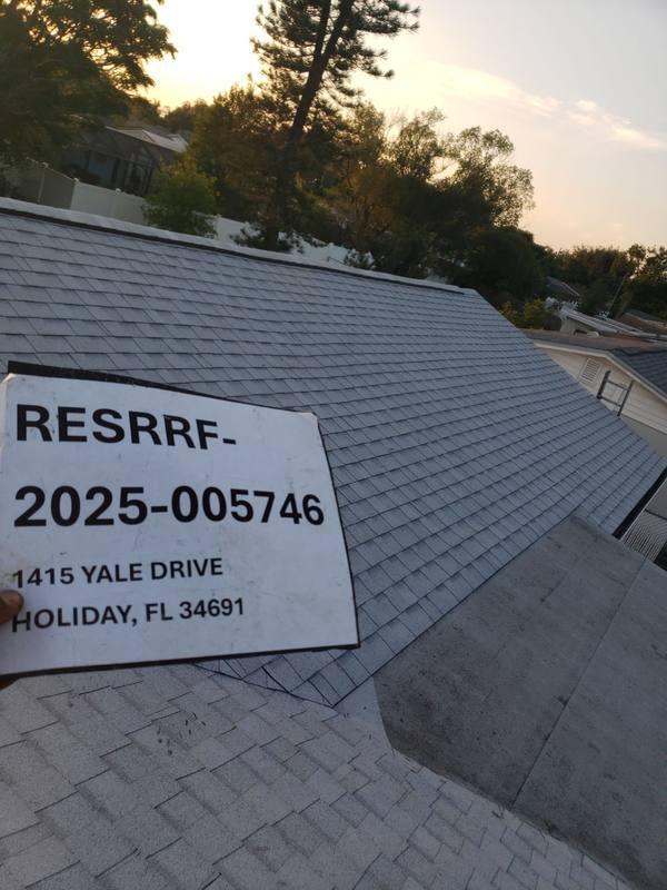roofing project near Yale Dr in Holiday