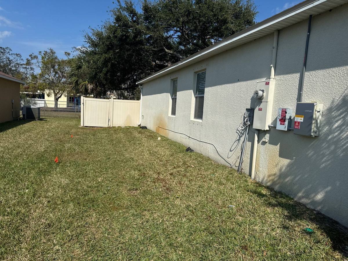 shingle roof replacement in St. Petersburg, Florida